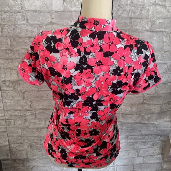 Tail Activewear Ladies Golf Shirt- Posie Style Sz Small. - Picture 2 of 3